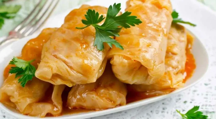 Lenten Stuffed Cabbage Rolls